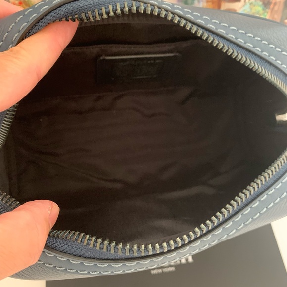 Coach Small Travel Kit With Fish Print NWT - Picture 7 of 14